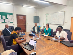 Cátedra e Universidade Joaquim Chissano exploram futuras parcerias